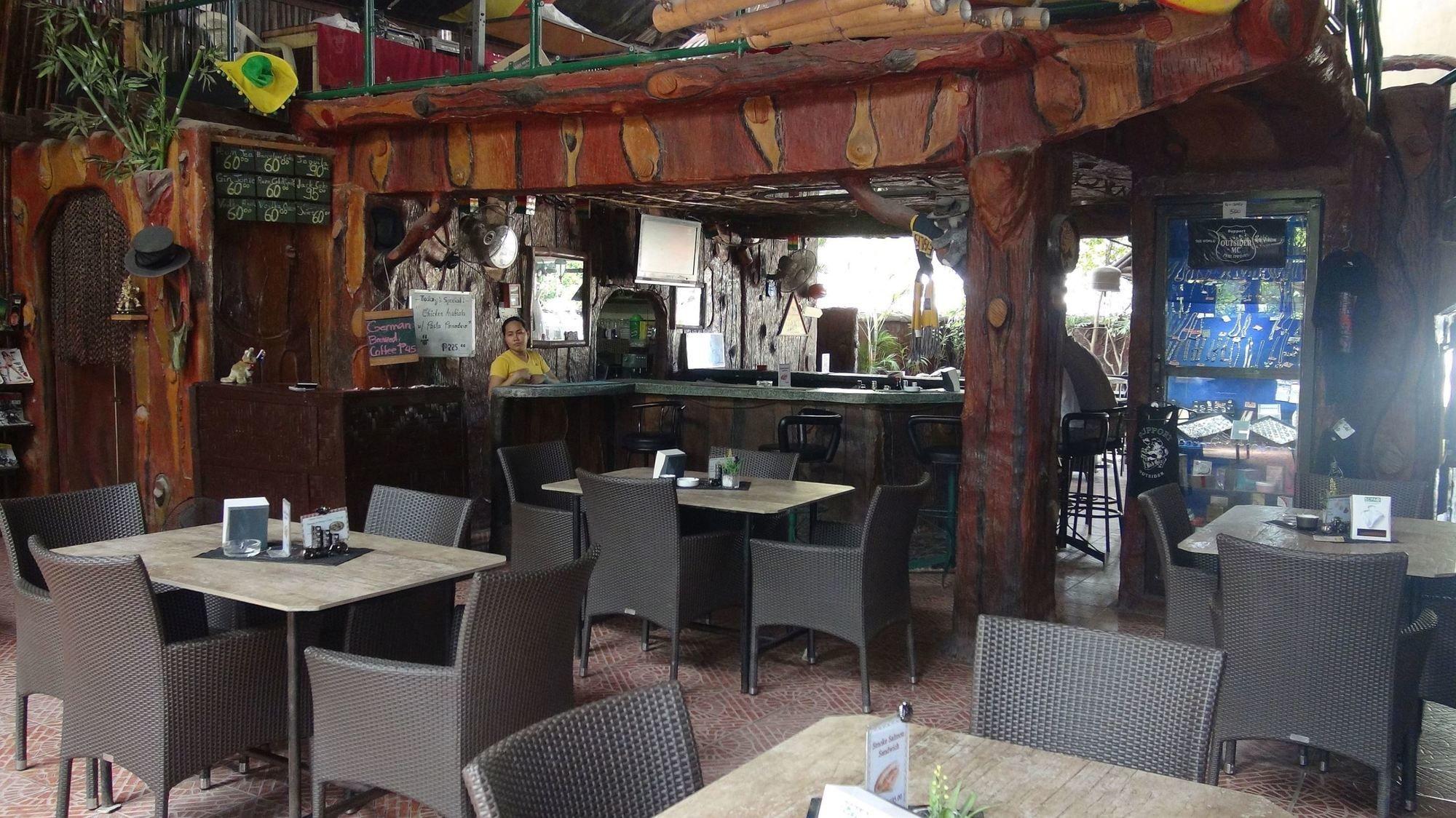 מקטאן Mb'S Garden Inn מראה חיצוני תמונה