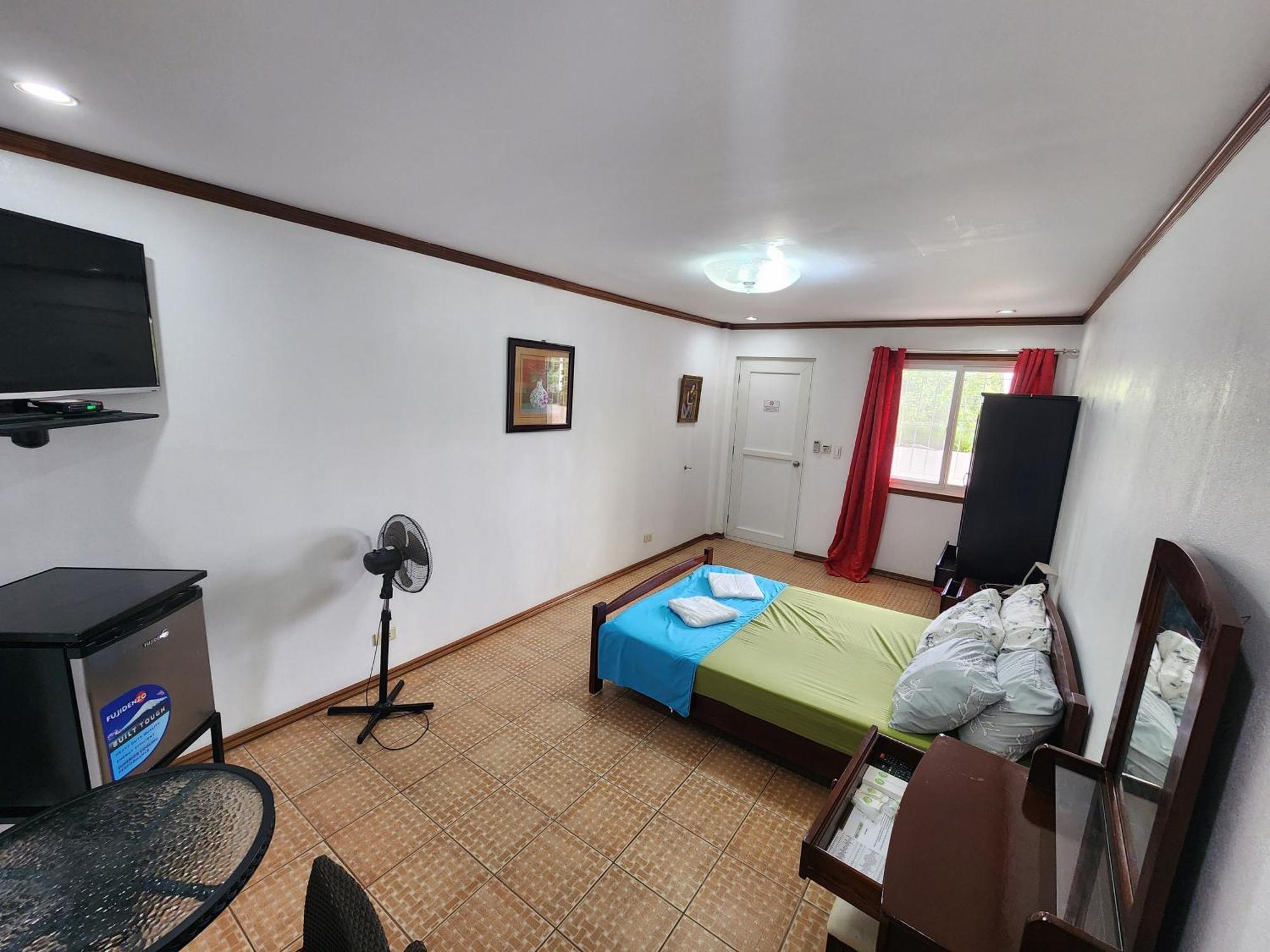 מקטאן Mb'S Garden Inn מראה חיצוני תמונה