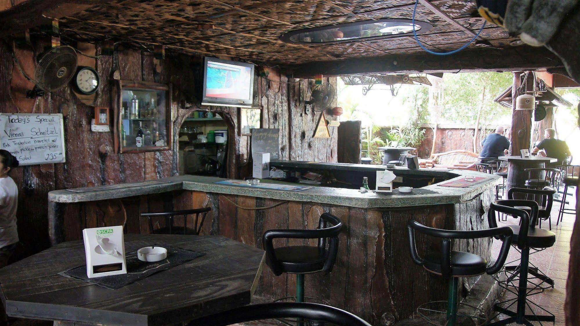 מקטאן Mb'S Garden Inn מראה חיצוני תמונה
