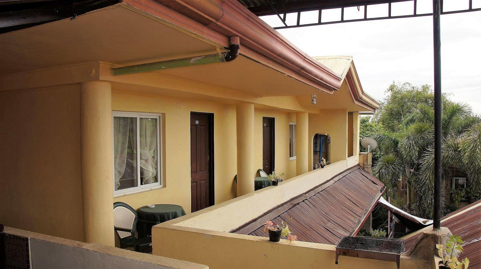 מקטאן Mb'S Garden Inn מראה חיצוני תמונה